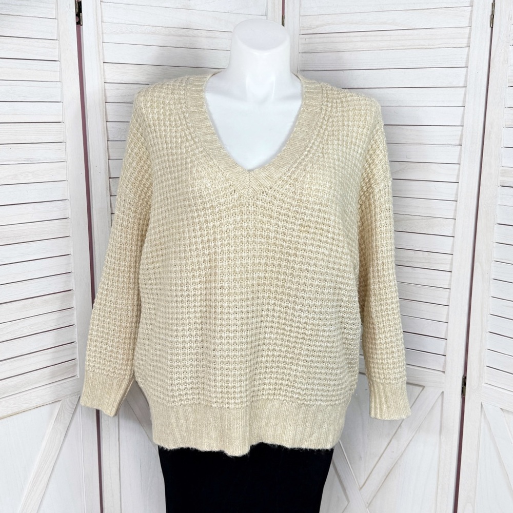 American Eagle Deep V Neck Waffle Knit Oversized Chunky Sweater Tan XL